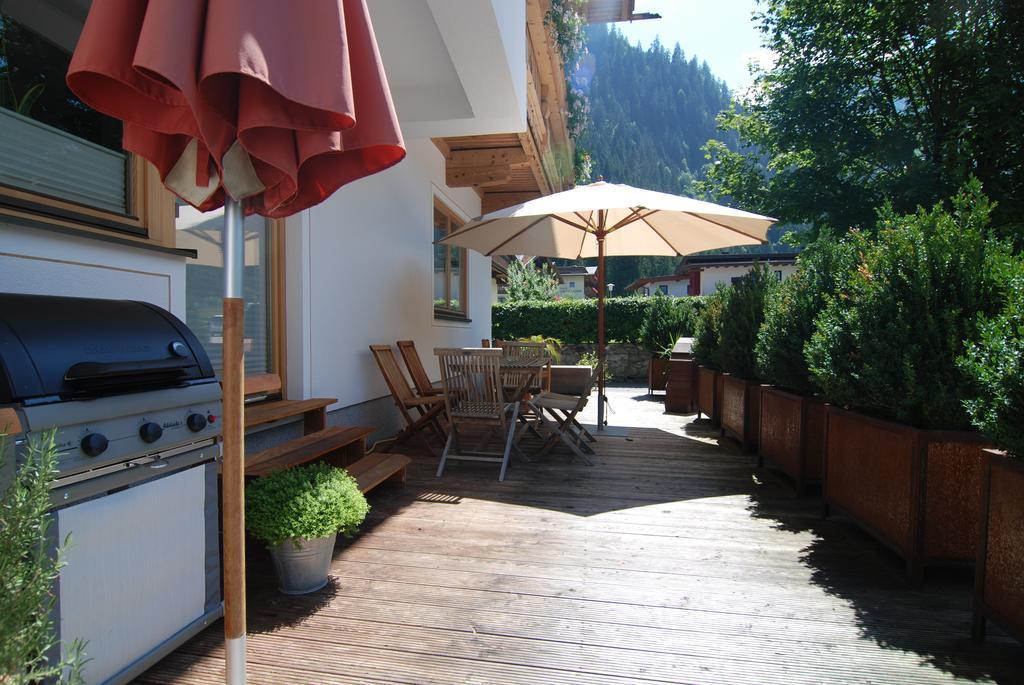 Alpen Appartements Hochmuth Майерхофен Екстериор снимка